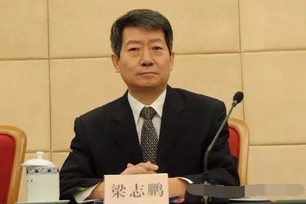1月24日國家能源局召開新聞發(fā)布會，發(fā)布2017年度新能源并網(wǎng)運行情況、能源監(jiān)管投訴舉報處理情況，介紹解讀清潔取暖規(guī)劃等政策