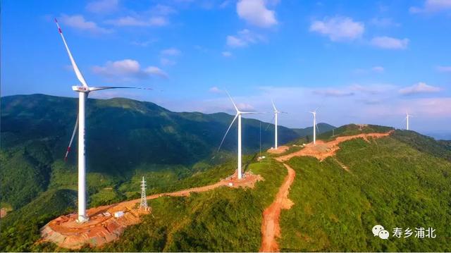好一個(gè)龐然大物！欽州這個(gè)風(fēng)電站建成這樣啦！